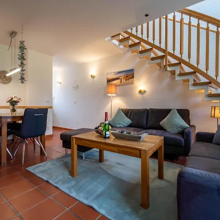 Rugana - Komfortplus Mit 2 Schlafzimmern Und Terrasse D34 *