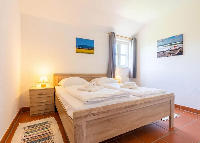 Rugana - Komfortplus Mit 2 Schlafzimmern Und Terrasse D34